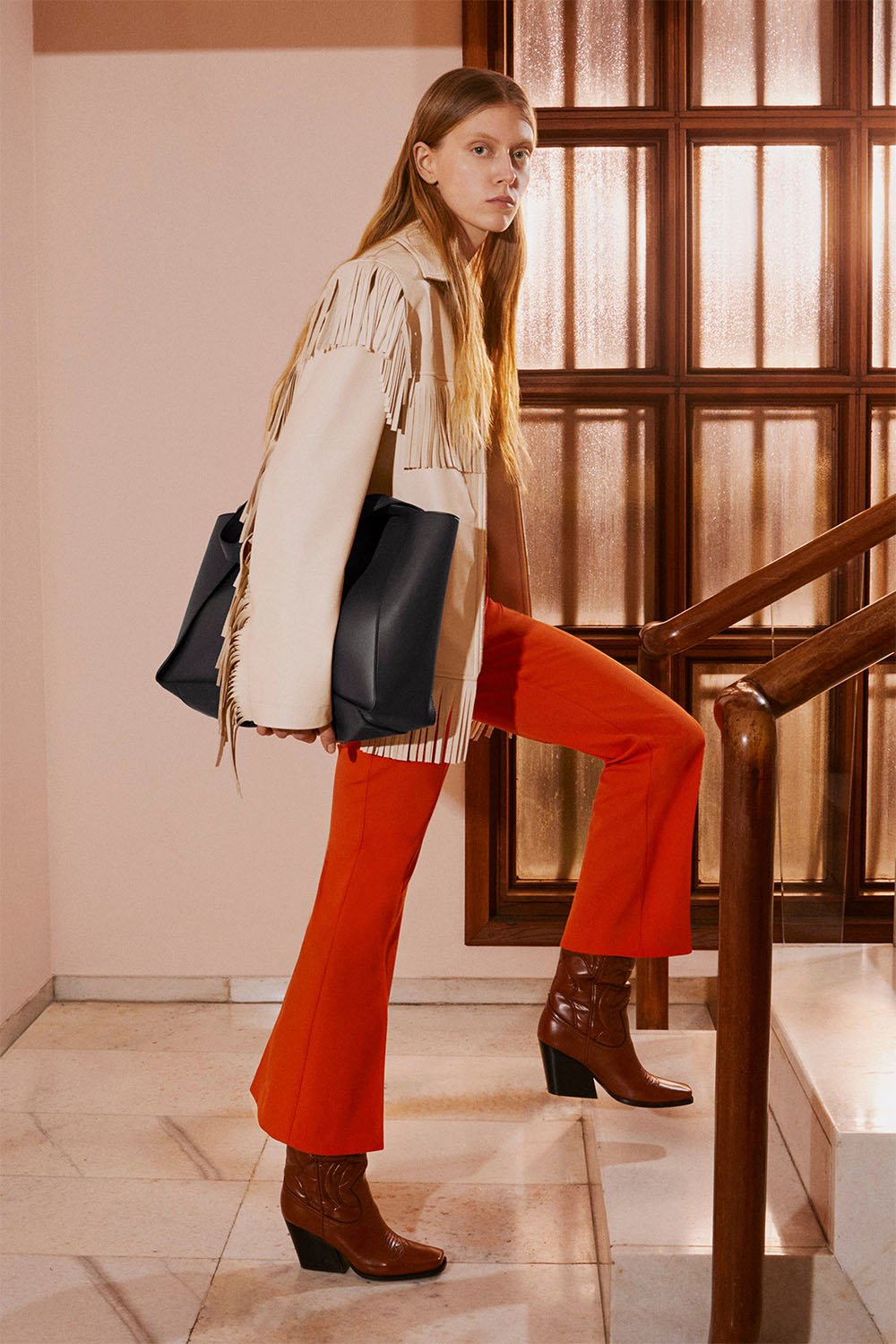 别样魅力,STELLA McCARTNEY发布全新2022秋季成衣系列— Amazedaily 独特な店 美品STELLA McCARTNEY ボディバッグ/ウェストバッグ